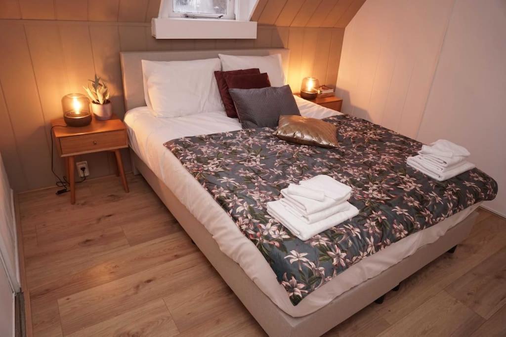 Ruim Appartement In Utrecht. Esterno foto